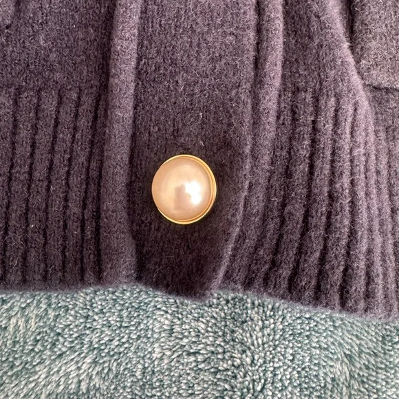Ann Taylor Navy Blue Wool Blend Cardigan Sweater Pearl Buttons Size XS - Picture 3 of 8